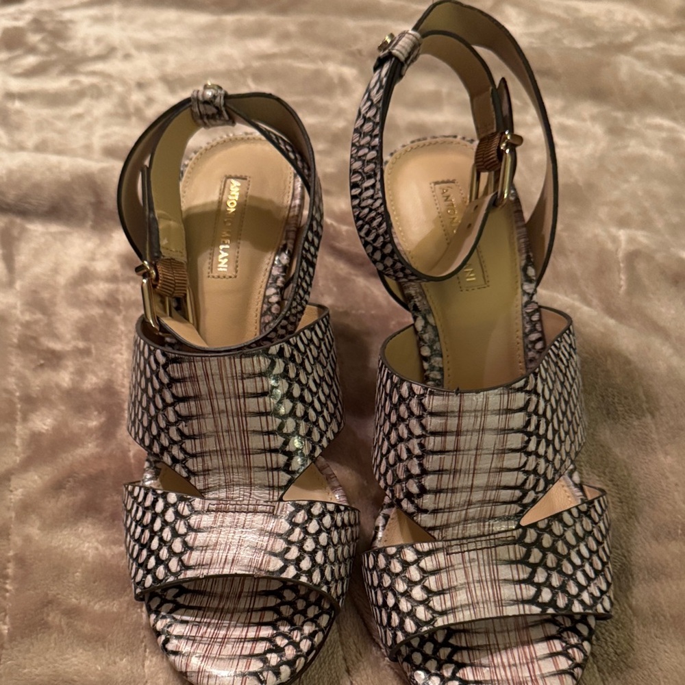 ANTONIO MELANI Black and White Snakeskin Sandals